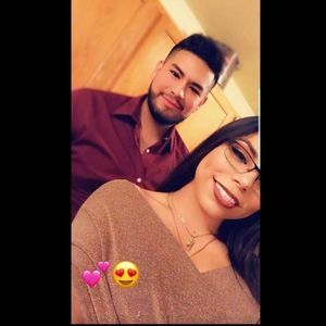 Meet your Posher, Emanuel